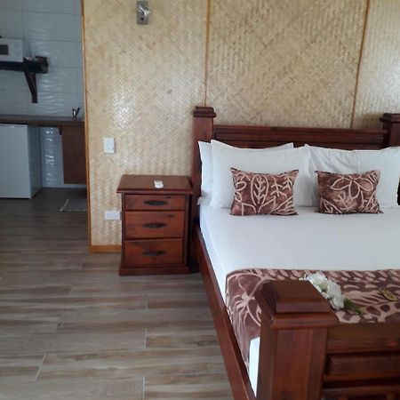 Rino'S Motel Арутанга Экстерьер фото