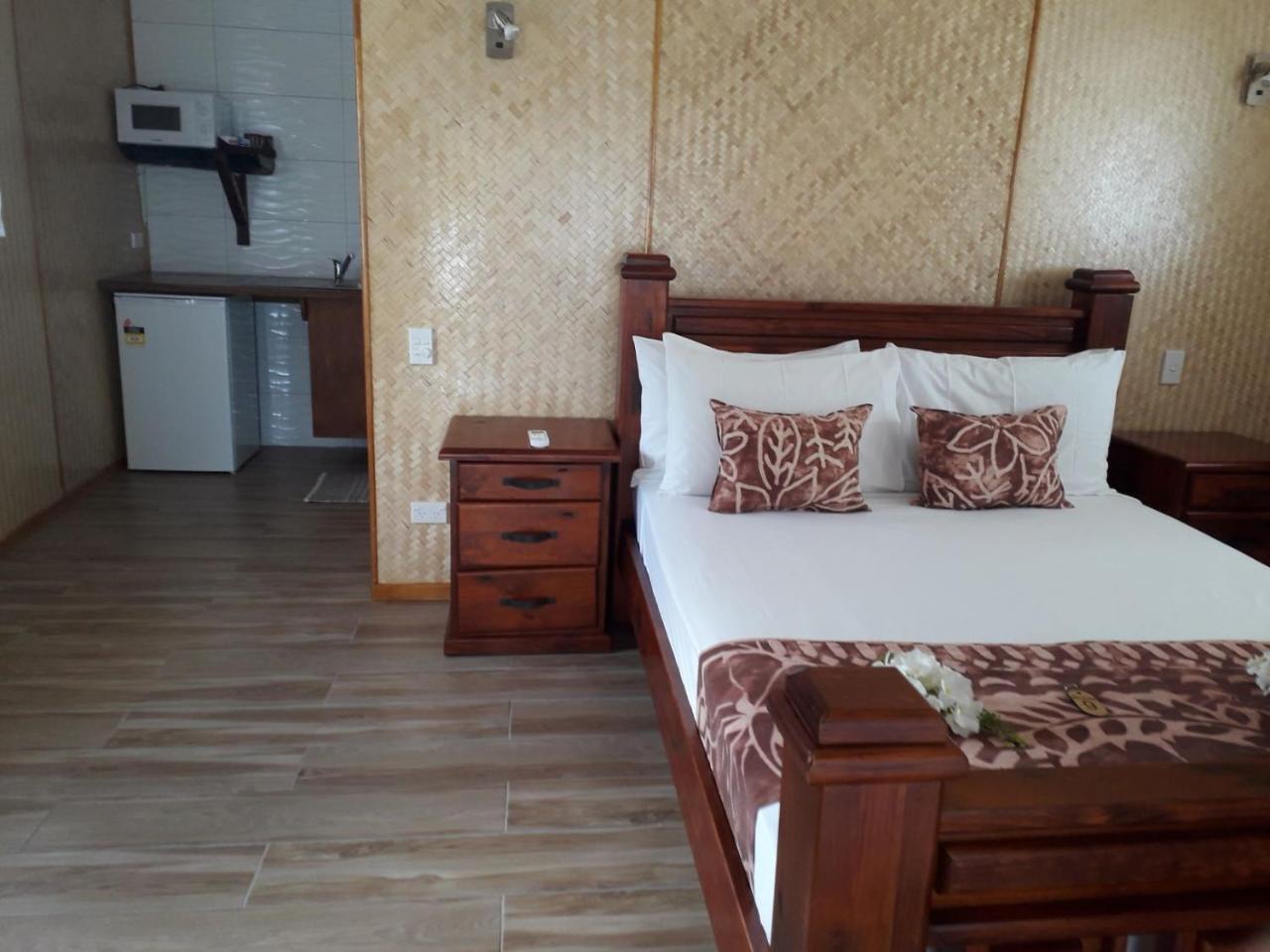 Rino'S Motel Арутанга Экстерьер фото